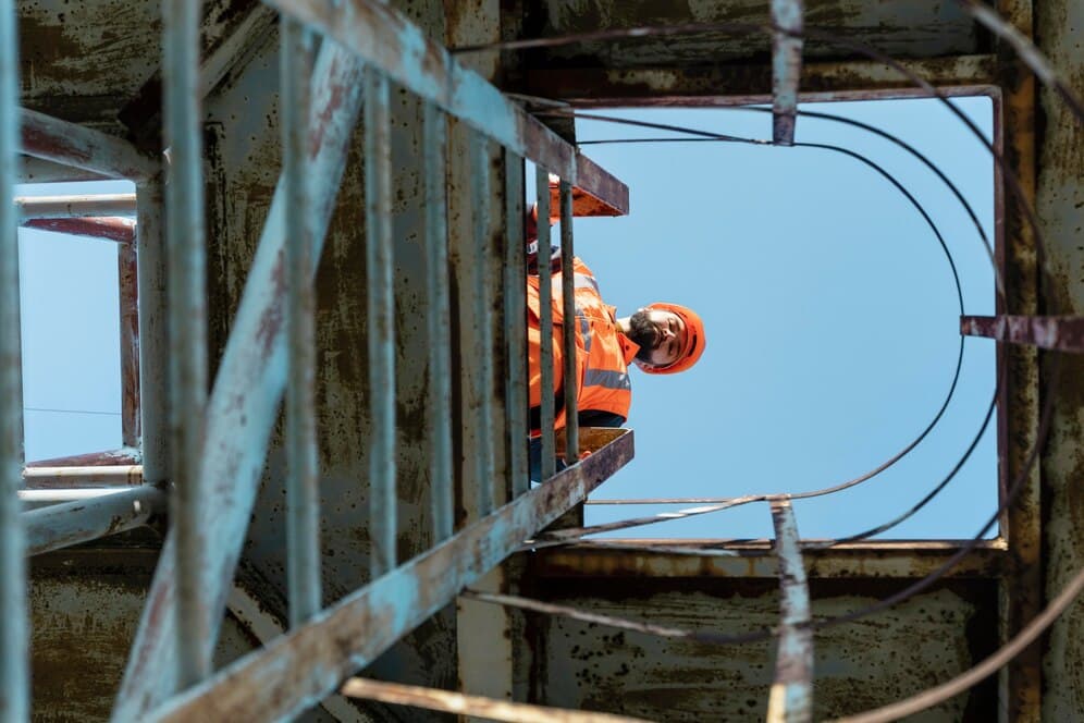 Confined Space Rescue Training (Off Shore) thumbnail